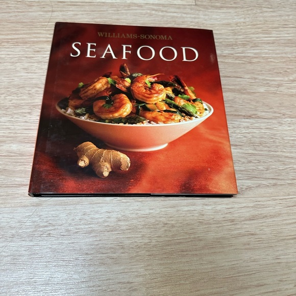 Williams Sonoma Seafood Cookbook - Picture 2 of 8